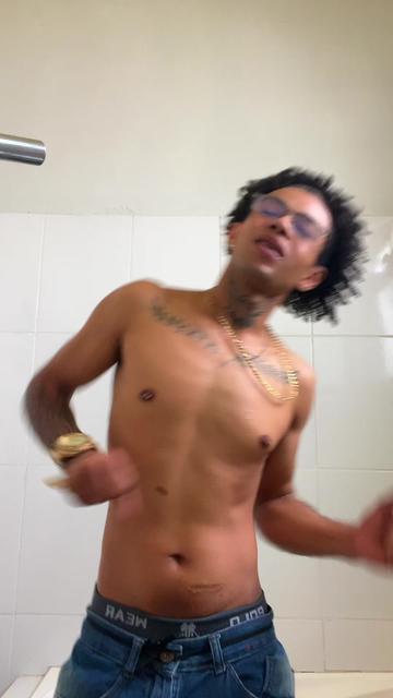 @Tchelinho Silva