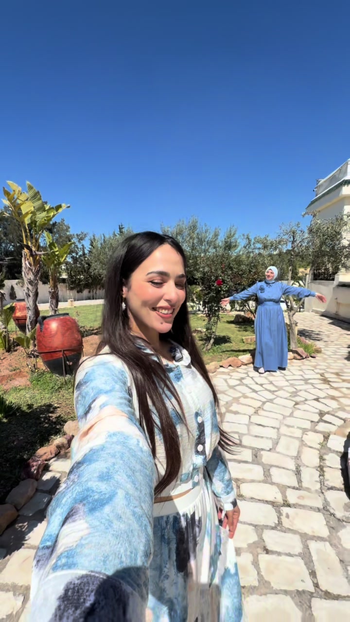 @Nesrine Hitana
