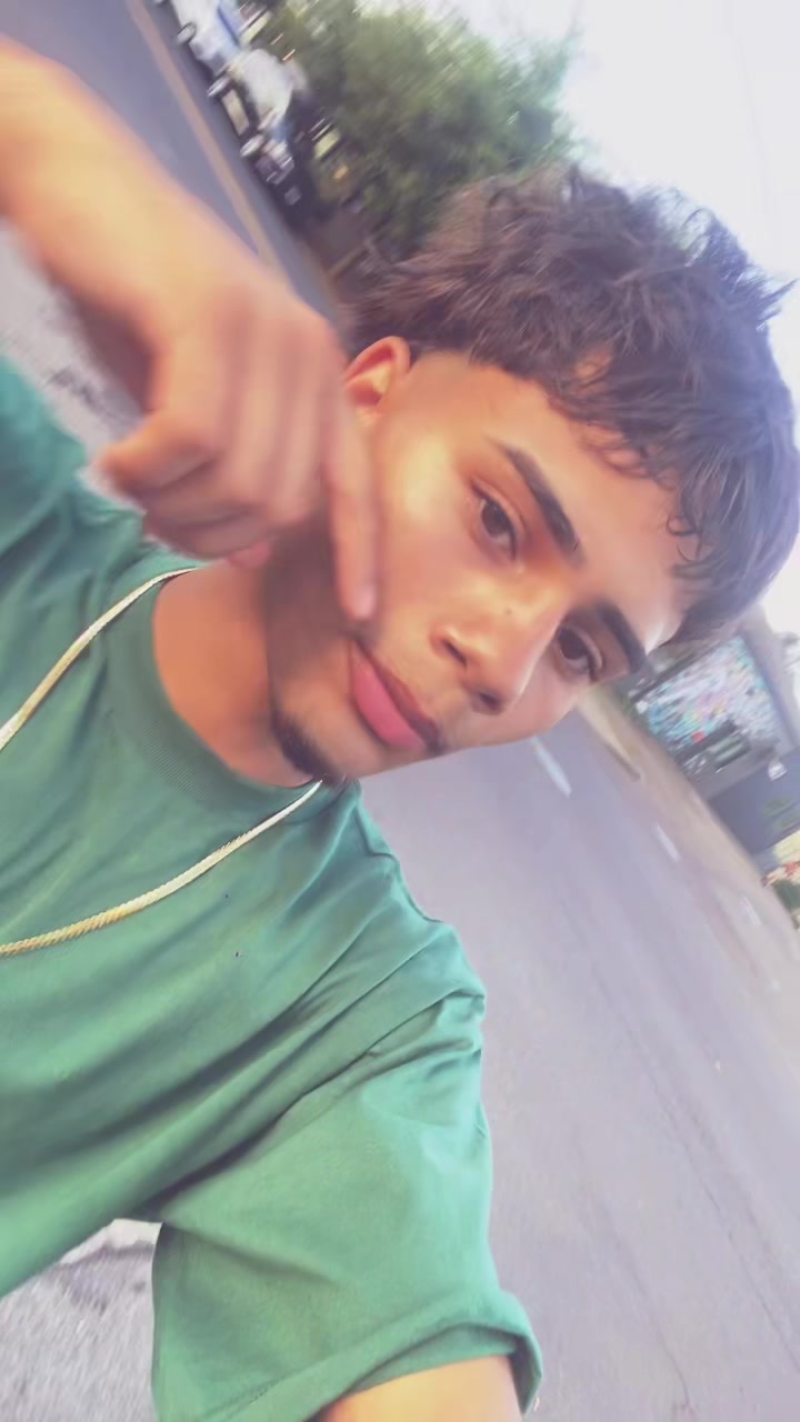 @👤