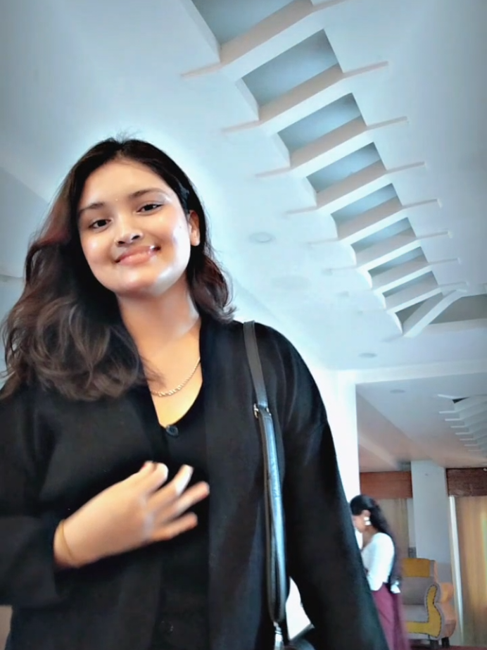 @sadhana pandey098