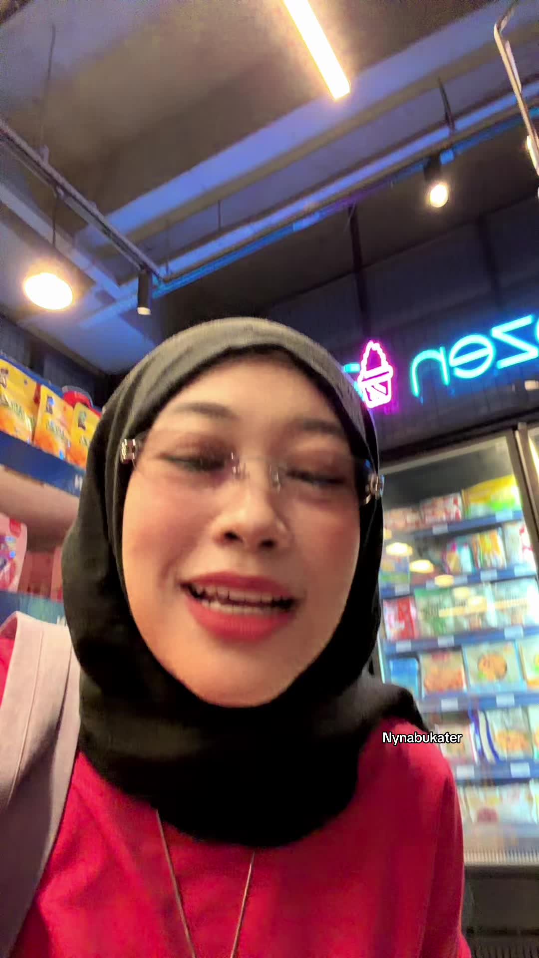 @Nynabukater