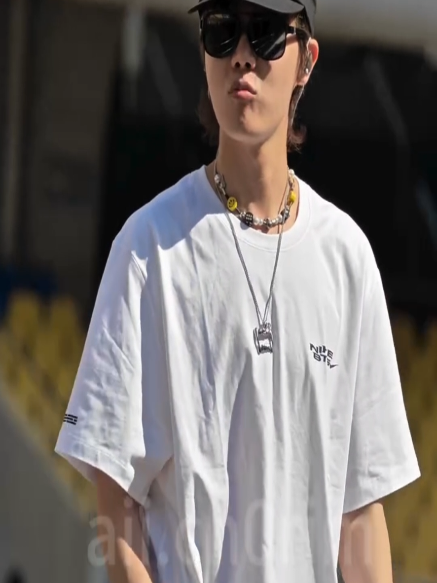 @Hoseok ☀️