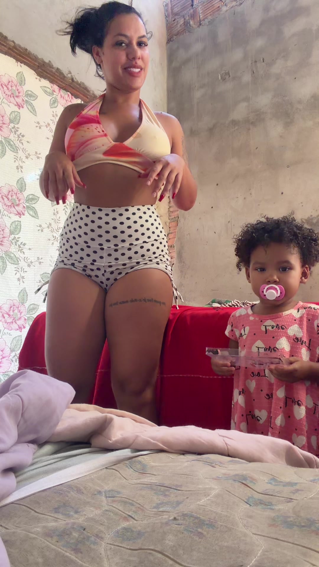 @carlatainaanjos