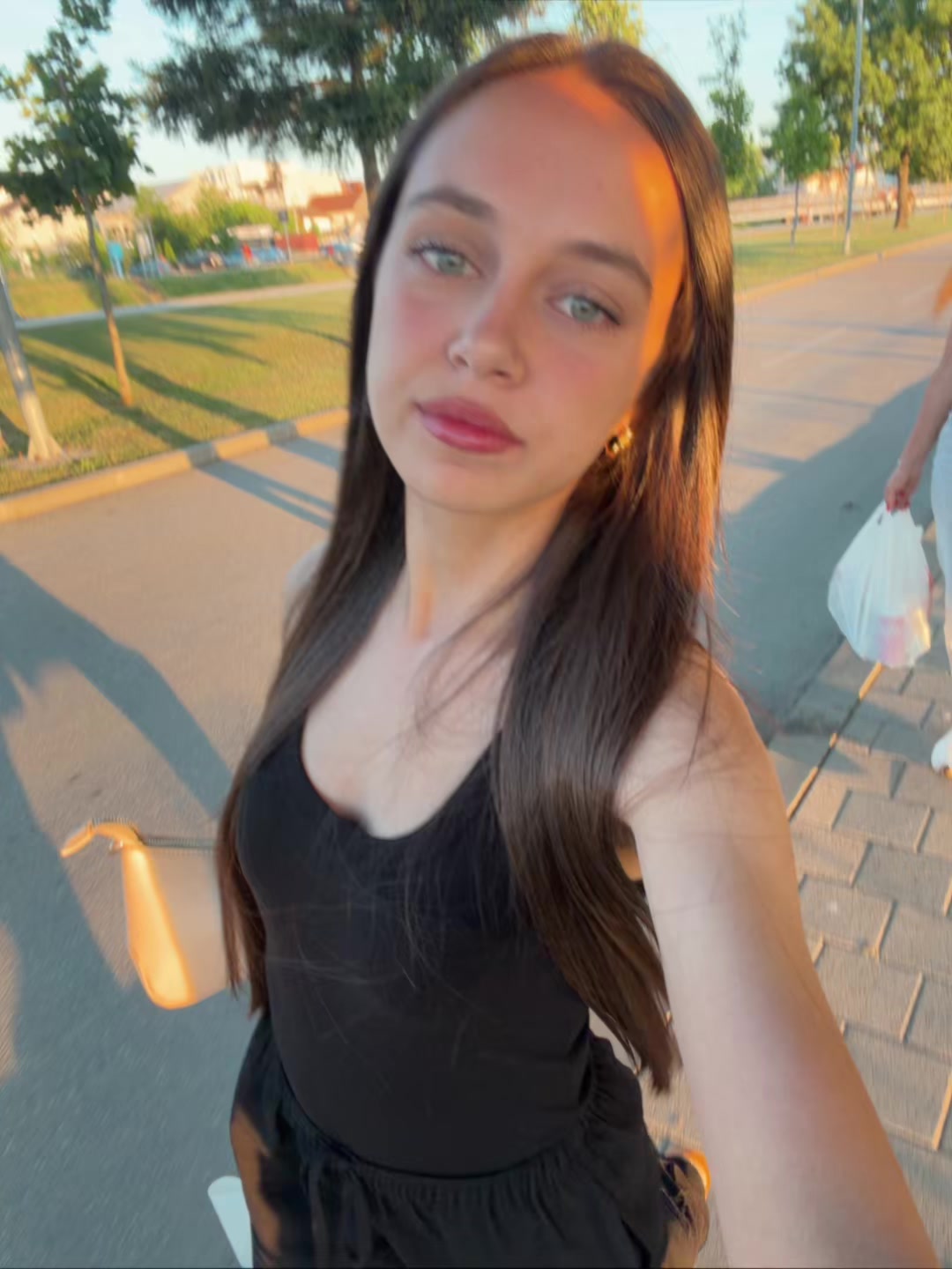 @andjela