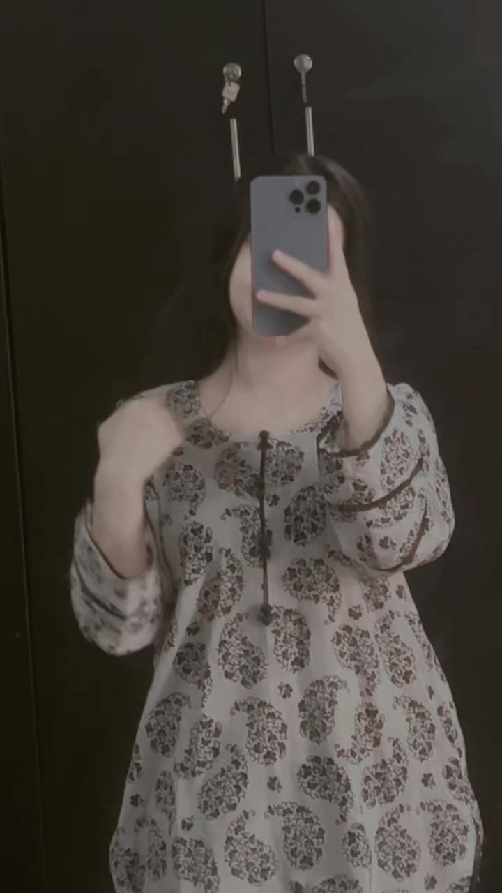 @K•