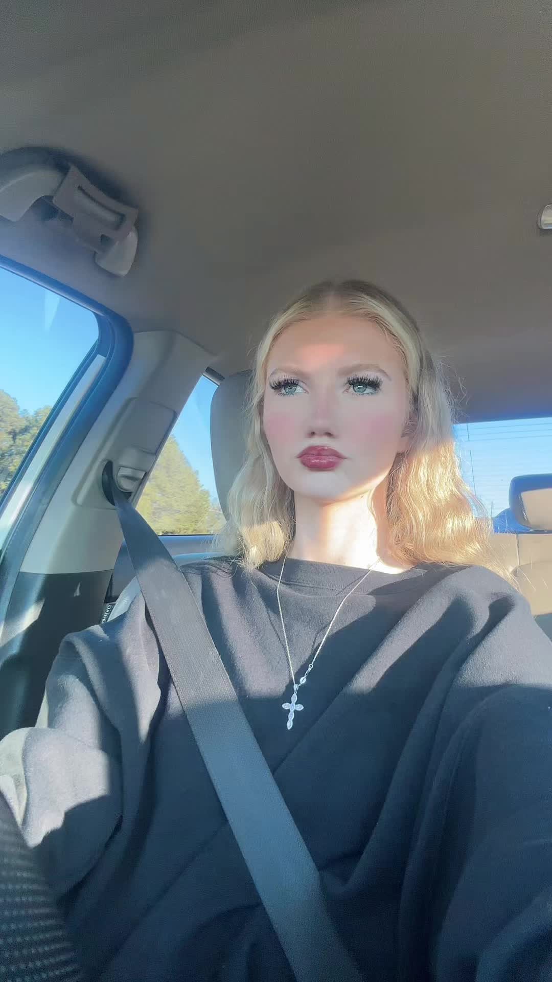 @laurenbehindthechair 🪞🫧