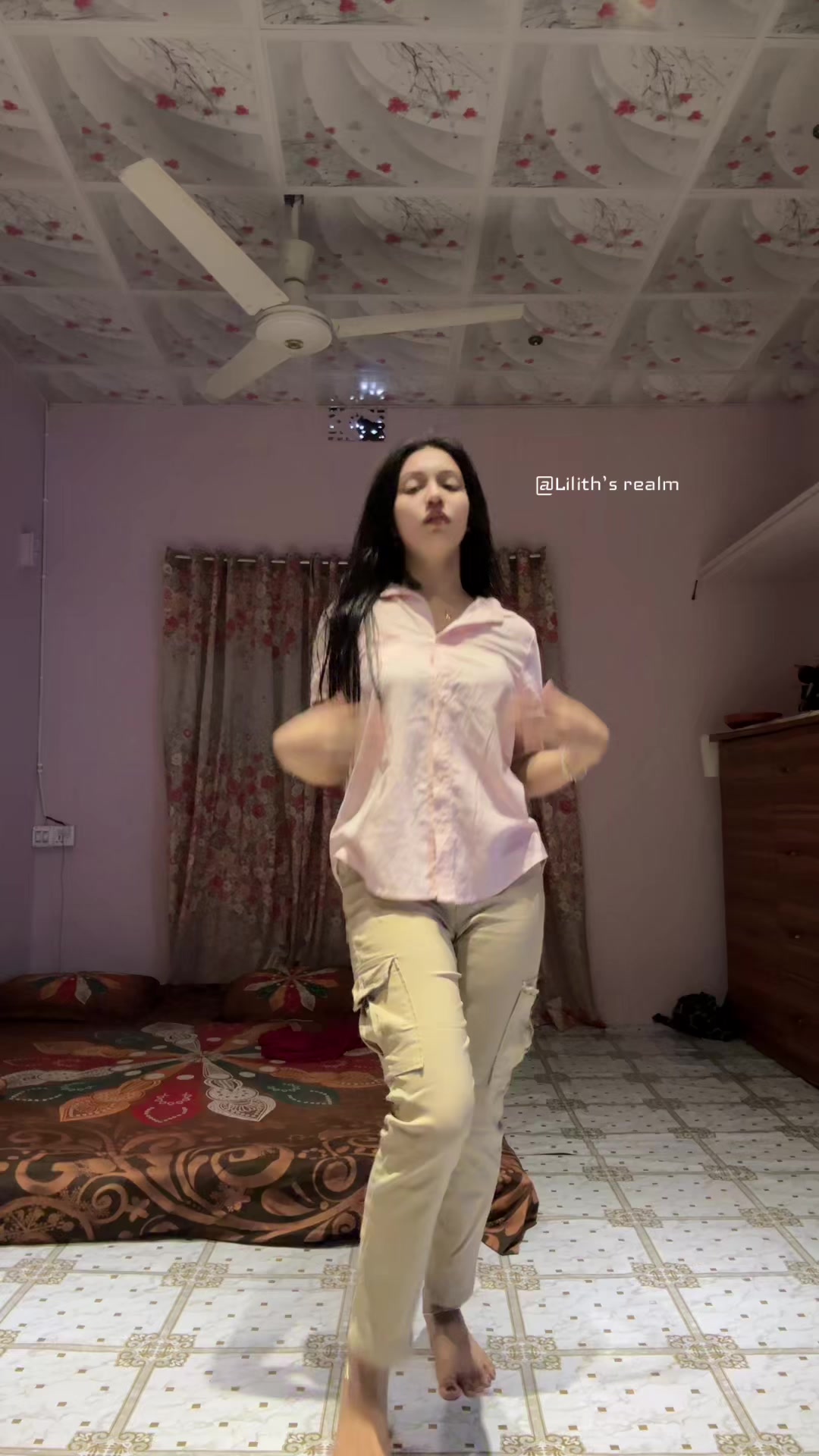 @lilithvibes0
