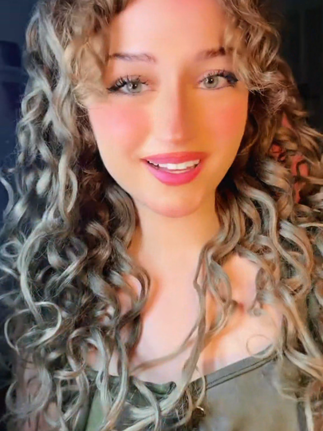 @Amina🇩🇿💛