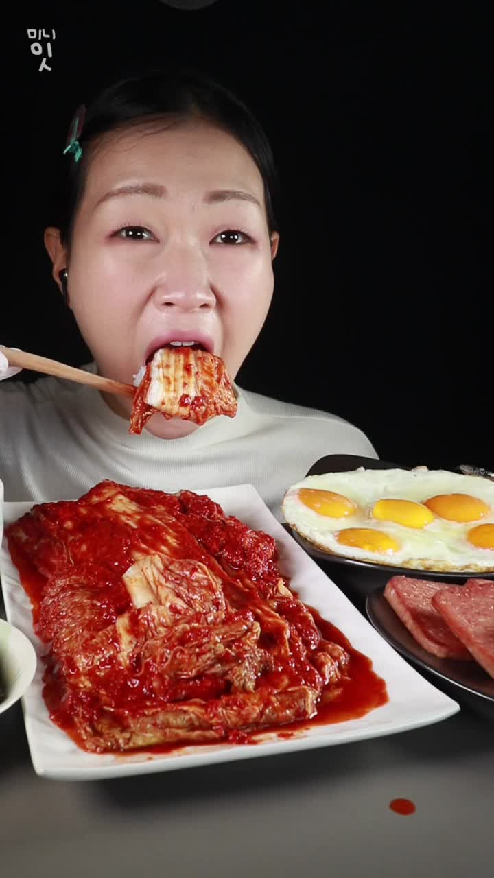 @MINEE EATS