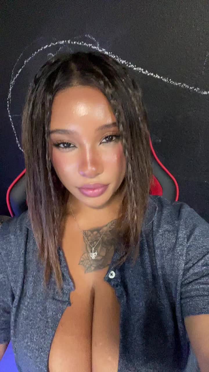 @raynellemariah