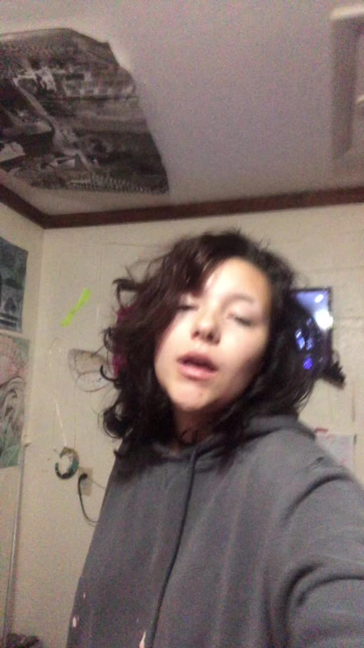 @4c1d1nmy3y3z_