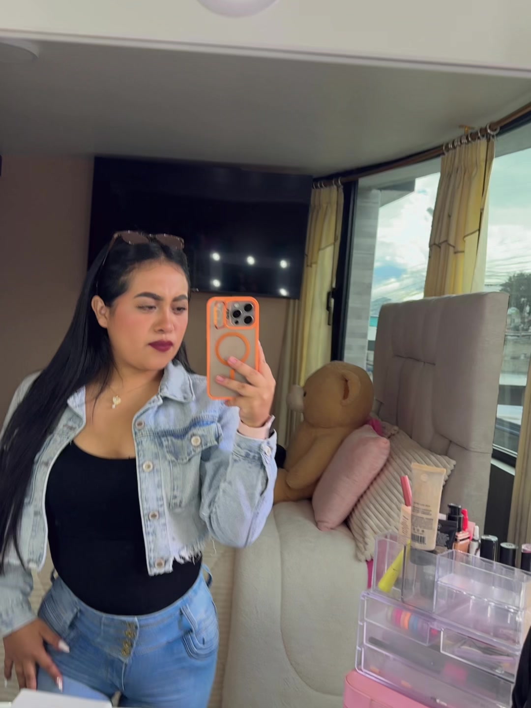 @𝑀𝐼𝐾𝐼 𝑇𝐸𝐹𝑌𝑆 👸