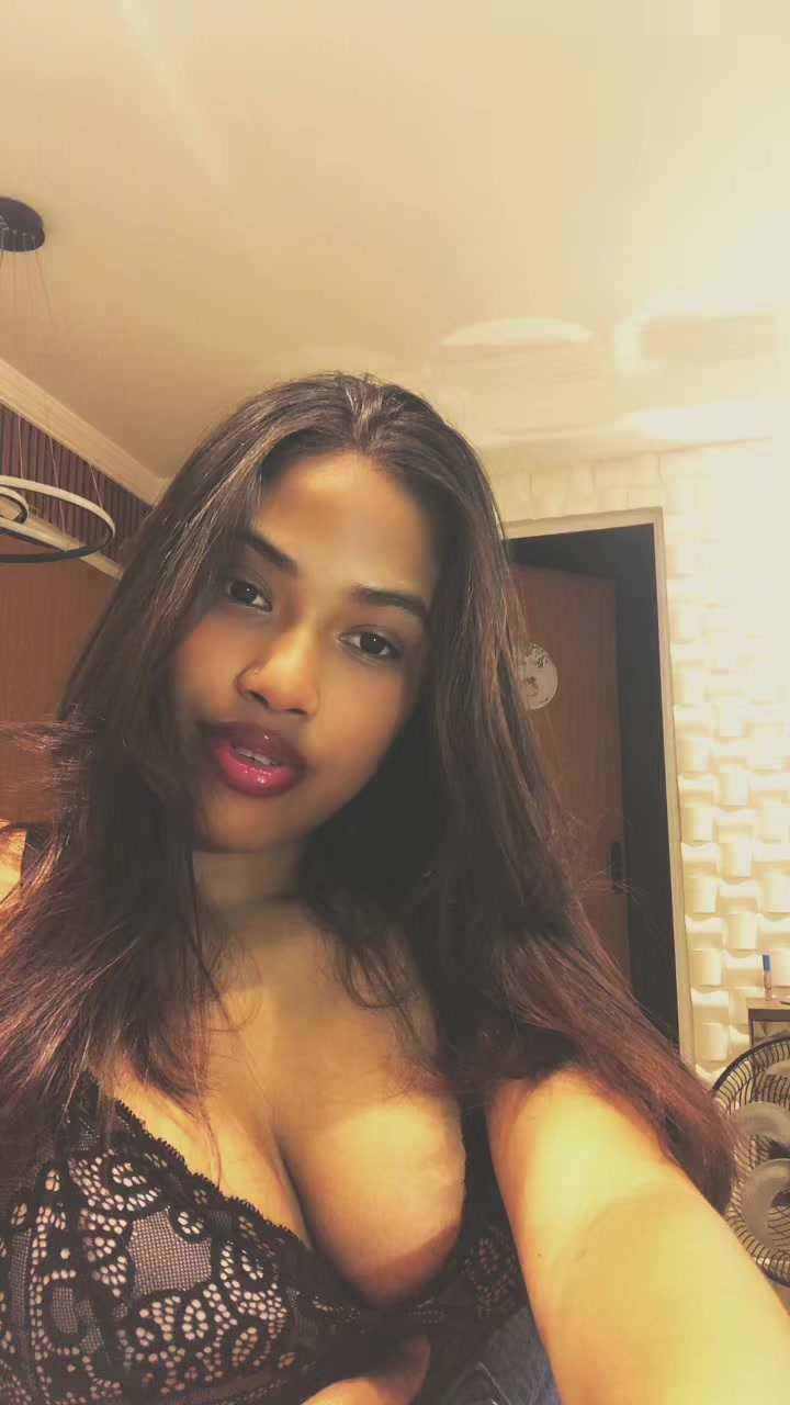 @Julia Vict&oacute;ria