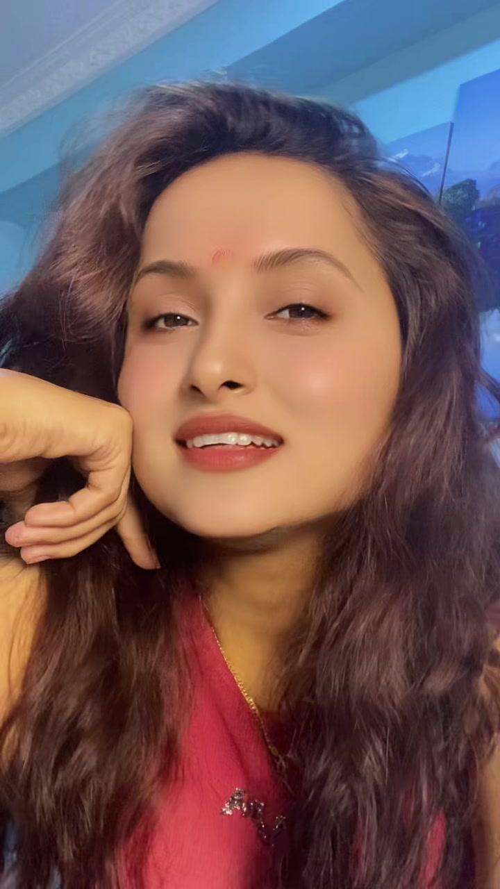 @Binita_poudel🦋officials🧿🧿🫶