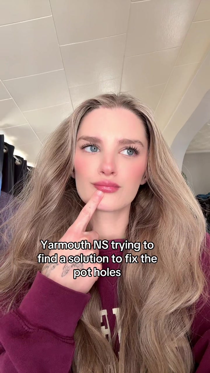 @Nom🇨🇦
