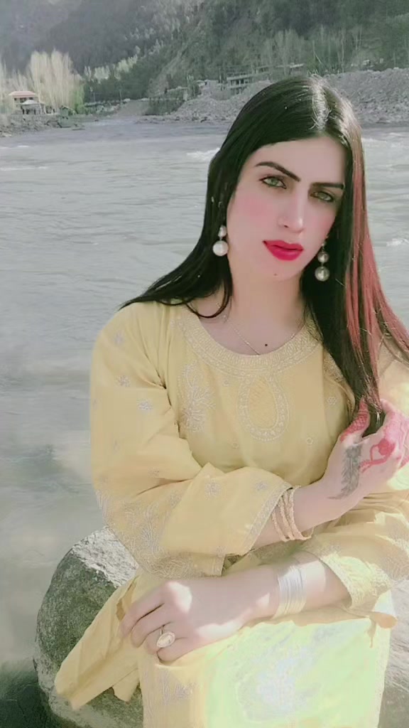 @nainakashaamiri