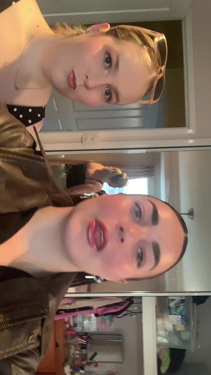 @Rada🤍