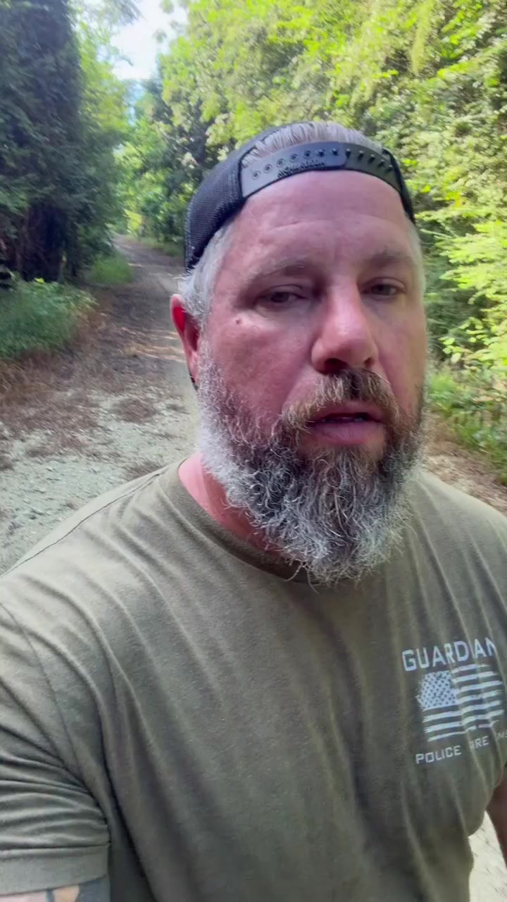 @travis.howze210