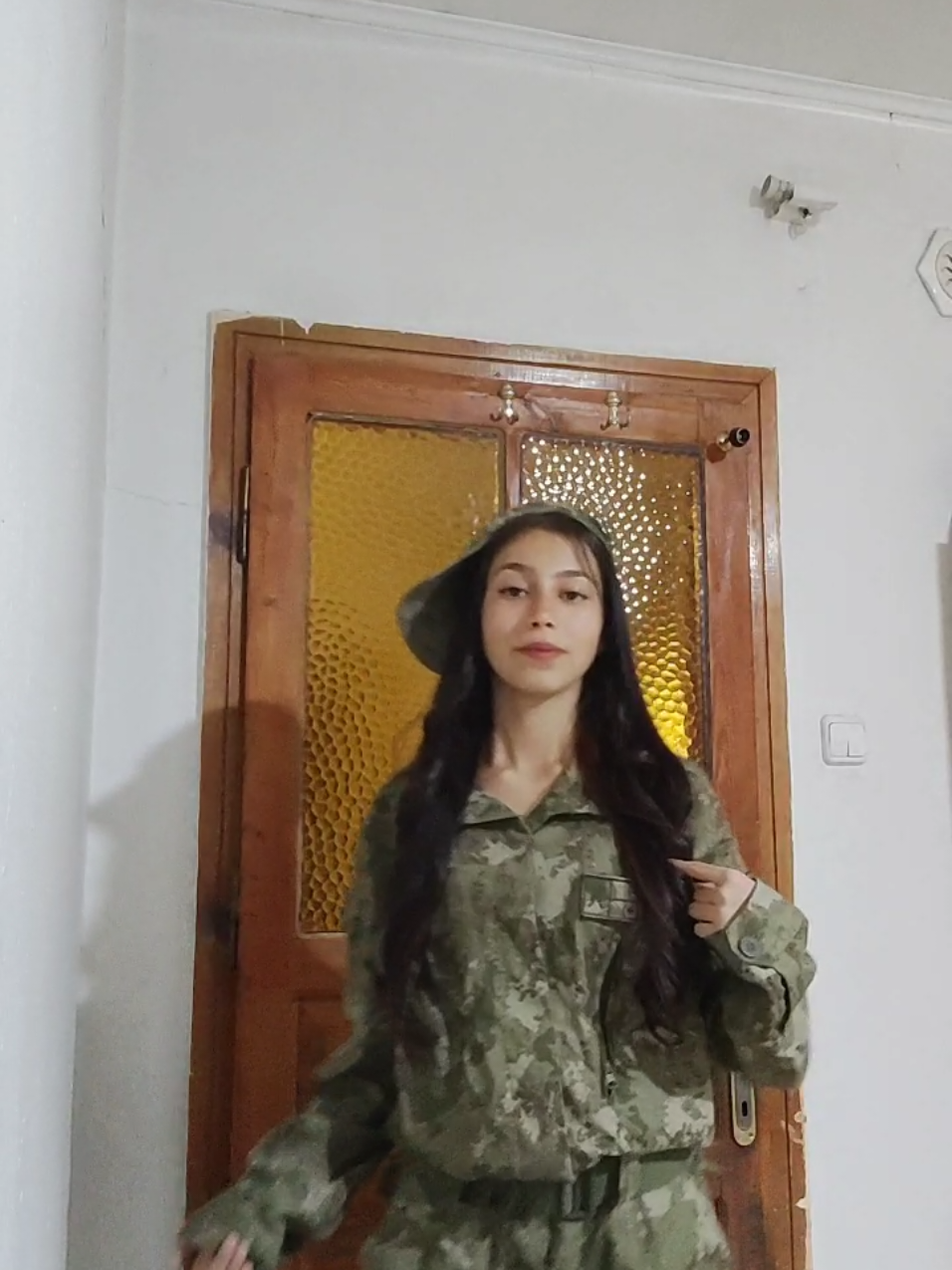 @Sude Naz K&Ouml;SE