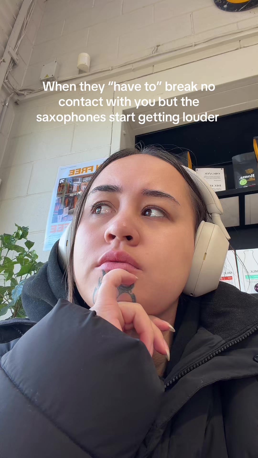 @Courtnee Amorangi