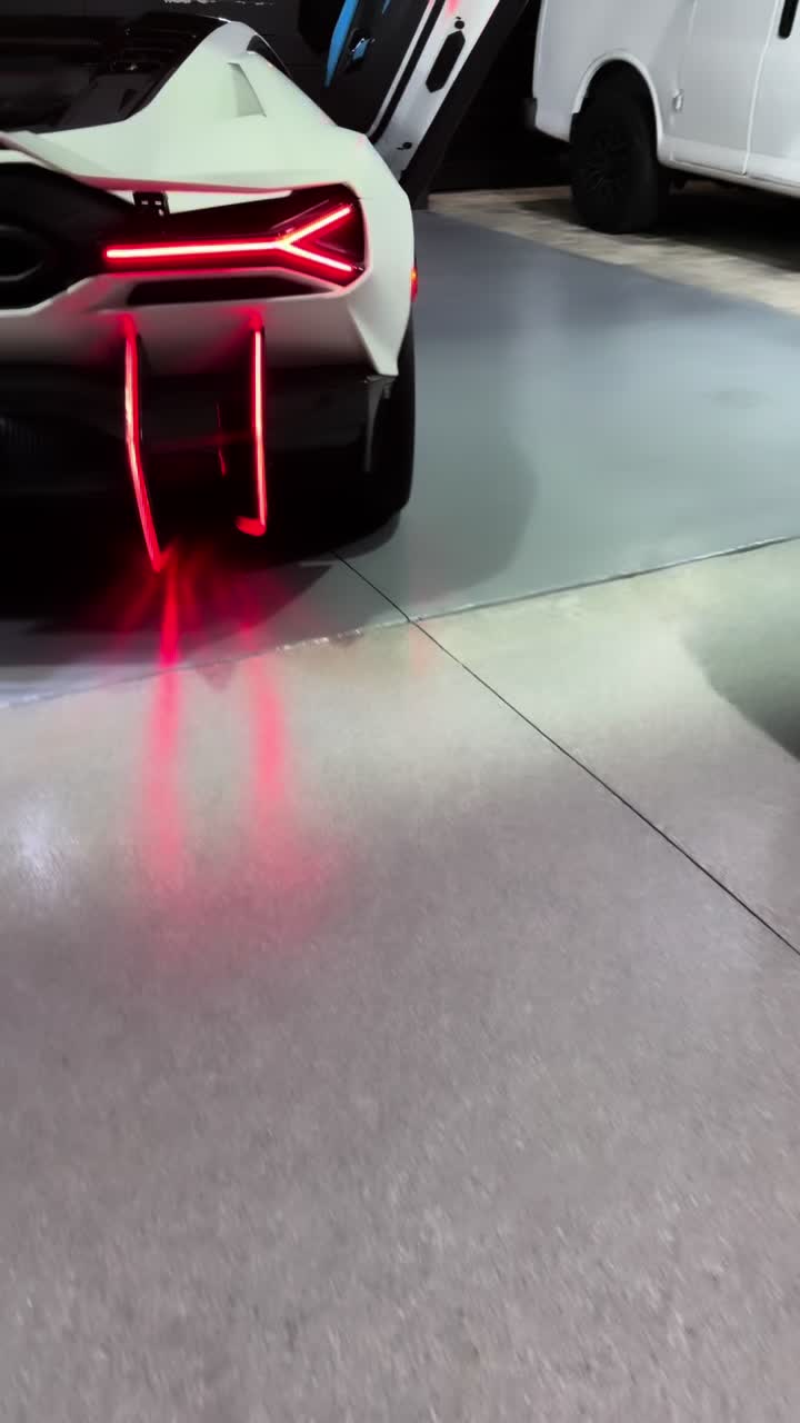 @1M.O.R