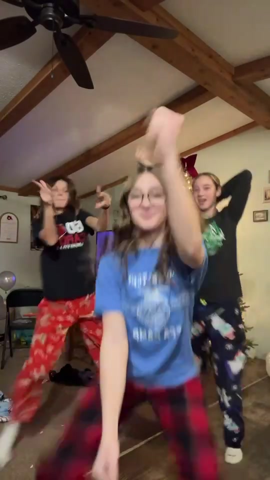 @cloeyy