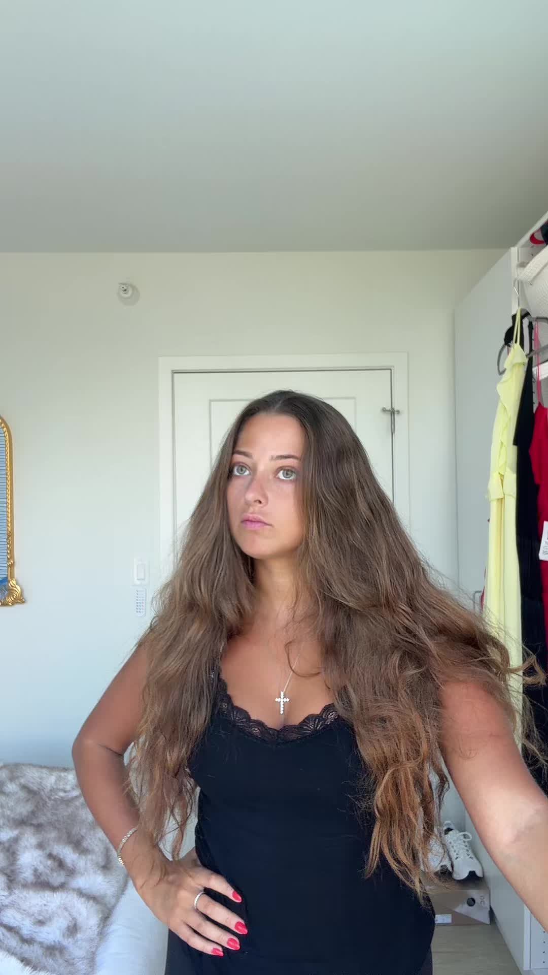 @alexispaige