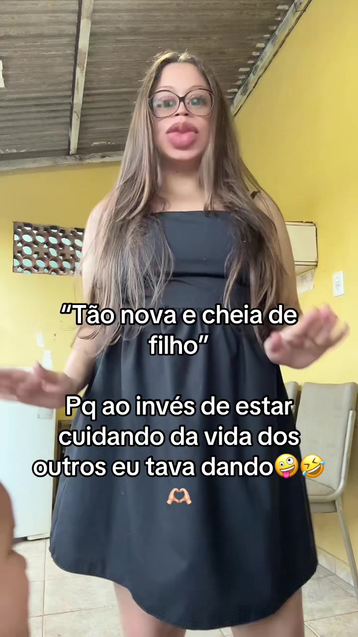 @Anna Karoline