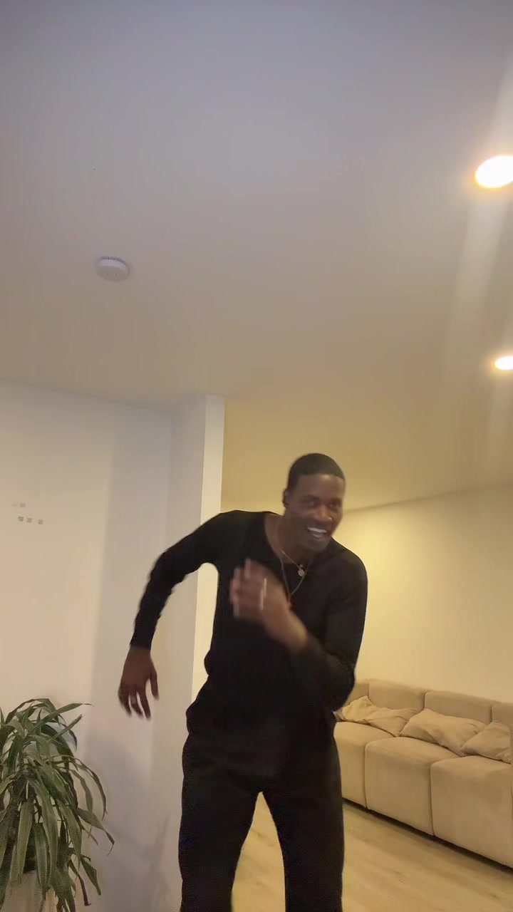 @FOORBZ