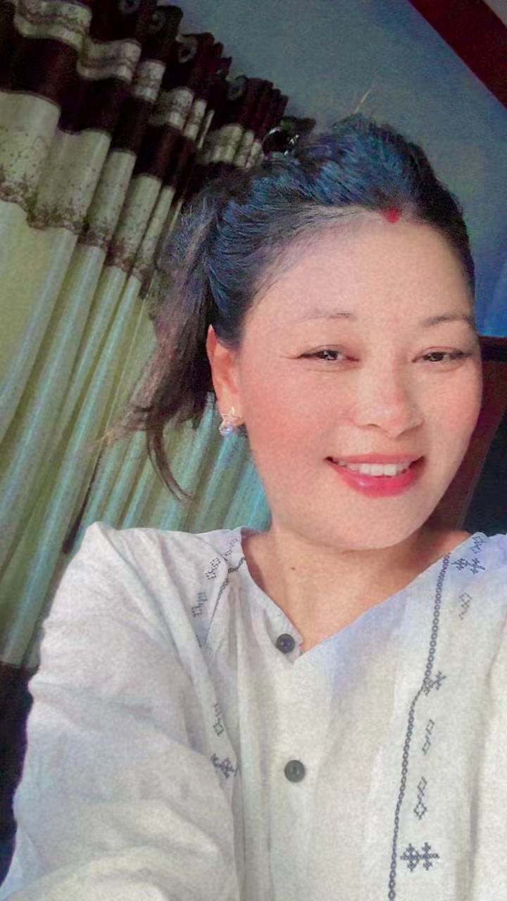@मिना रेश्मी मगर
