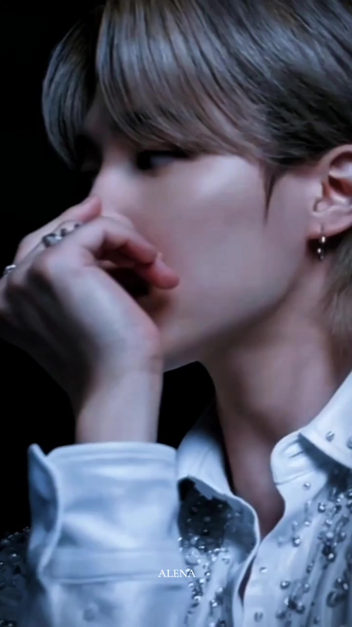 @𝓐𝓵𝓮𝓷𝓪 ❀;༊