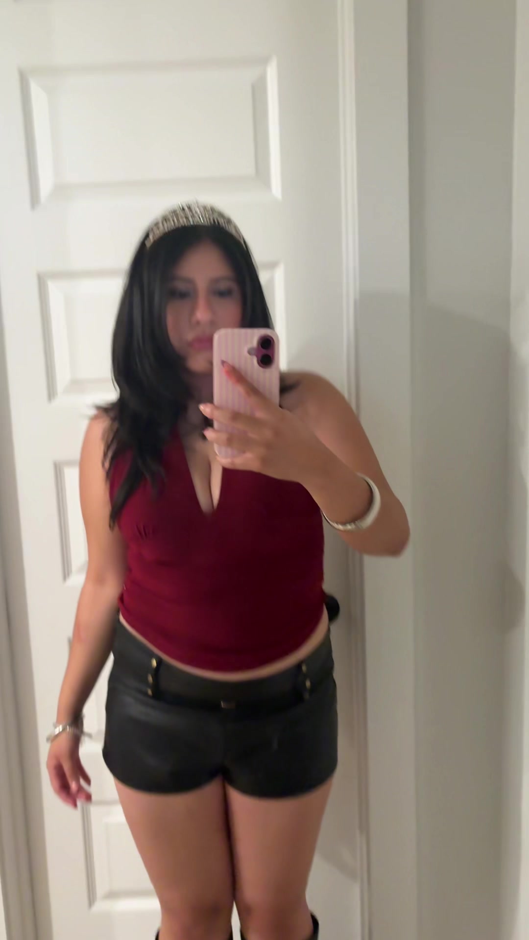 @aarontaylorjonsonswife