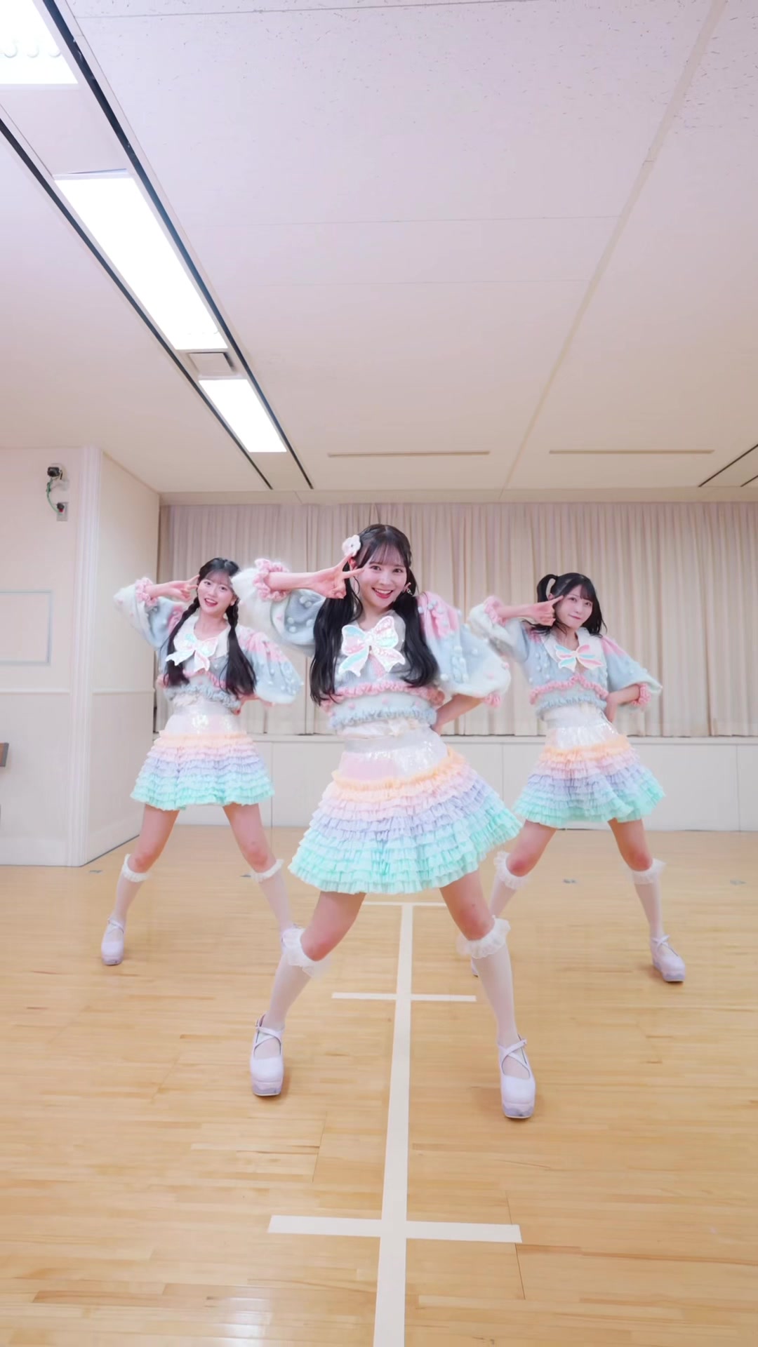 @AKB48