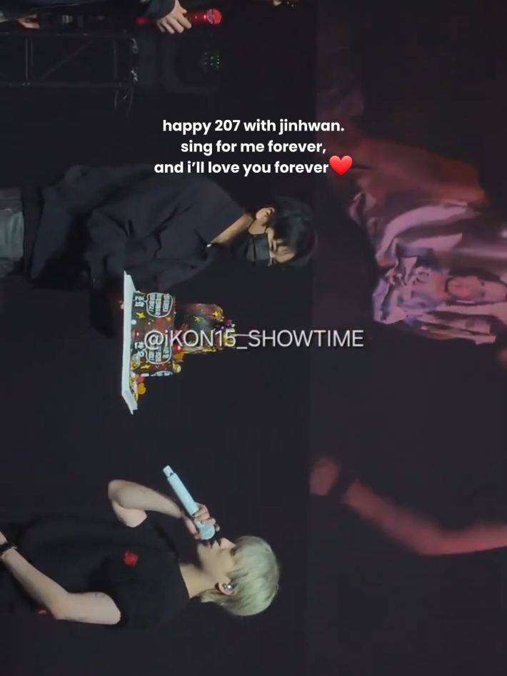@iKONICS CLUB