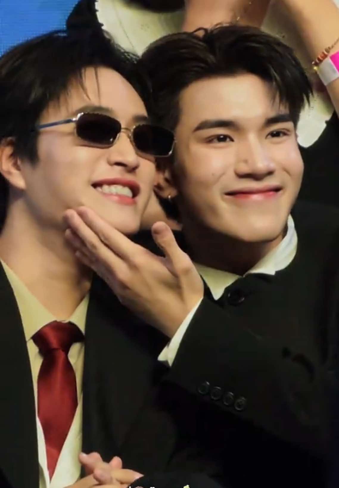 @ฮน🦋