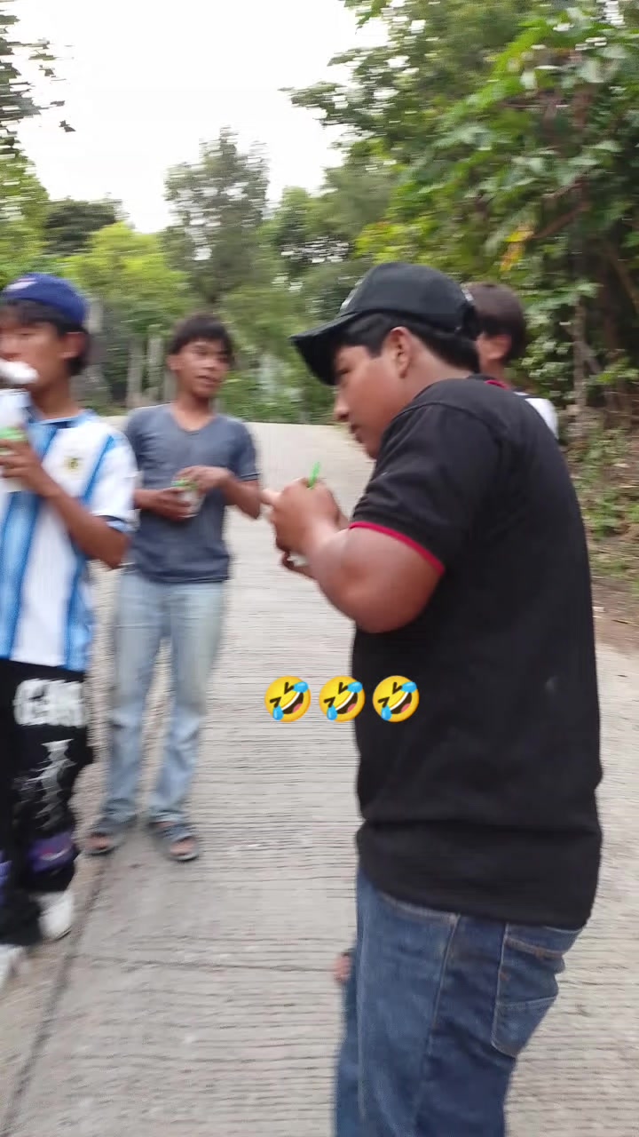 @LOS CHICOS WAZA👻WAZA👻