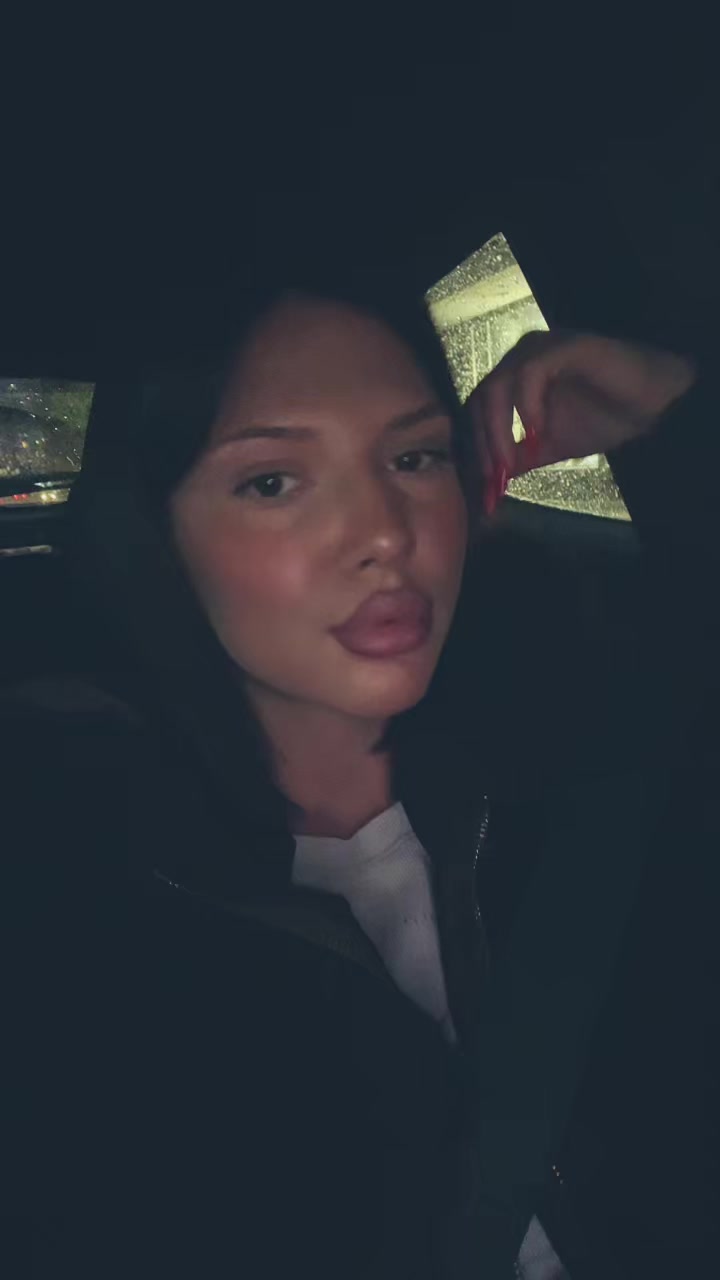 @Аня
