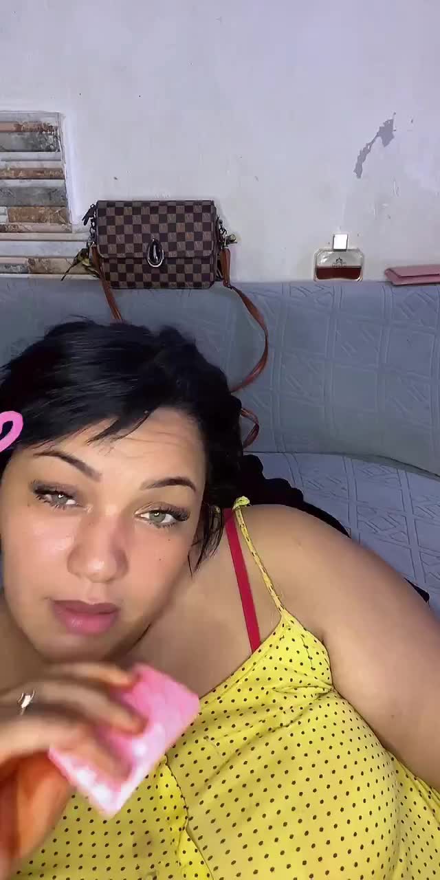@الريحان ياسمين🐝🇩🇿🦁🤣27