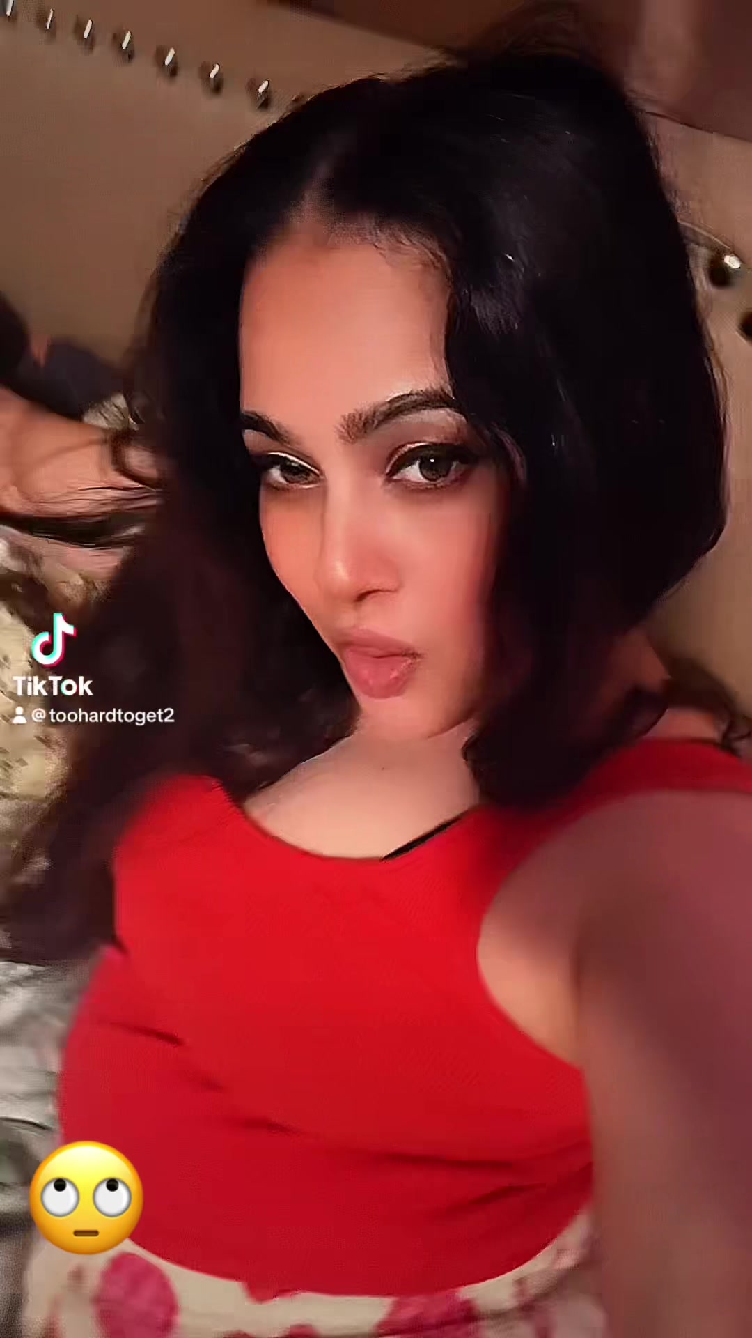 @PRIYA 3😘