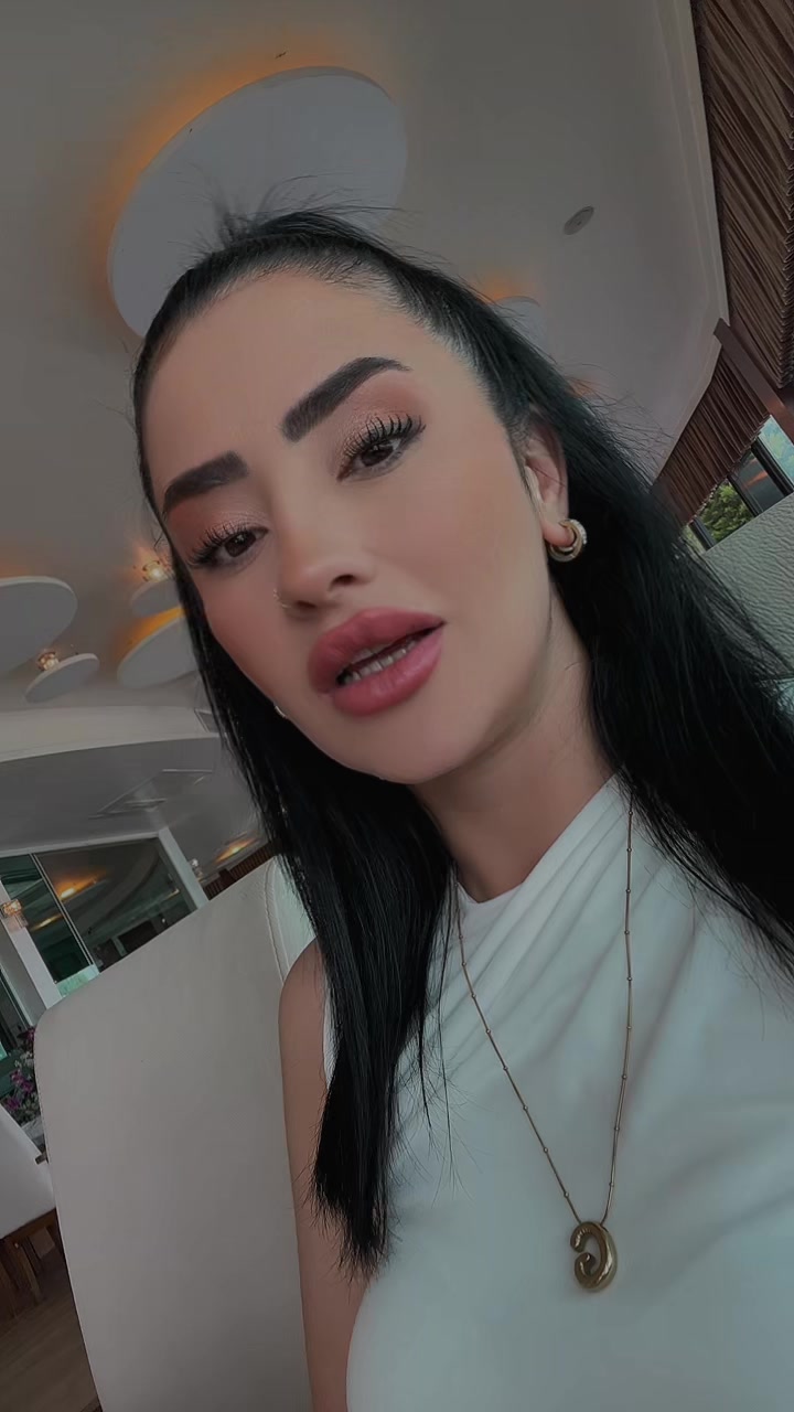 @G&ouml;zde Demir