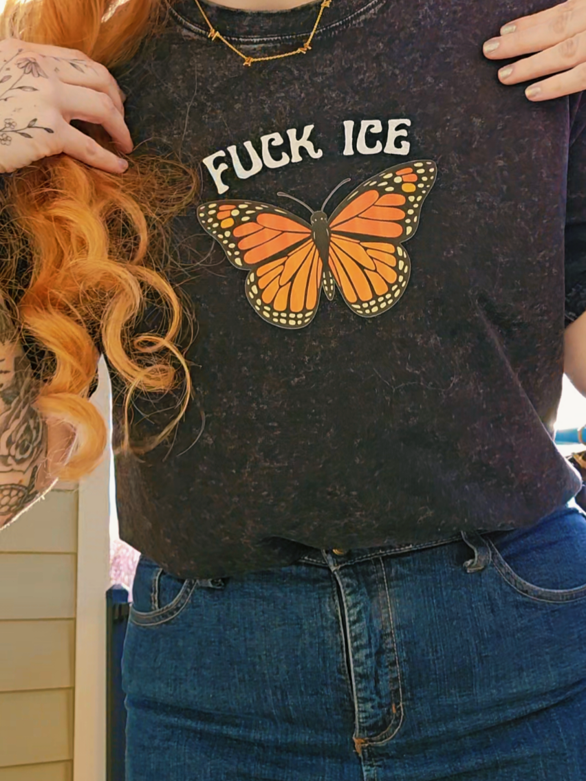@poisonivypetal