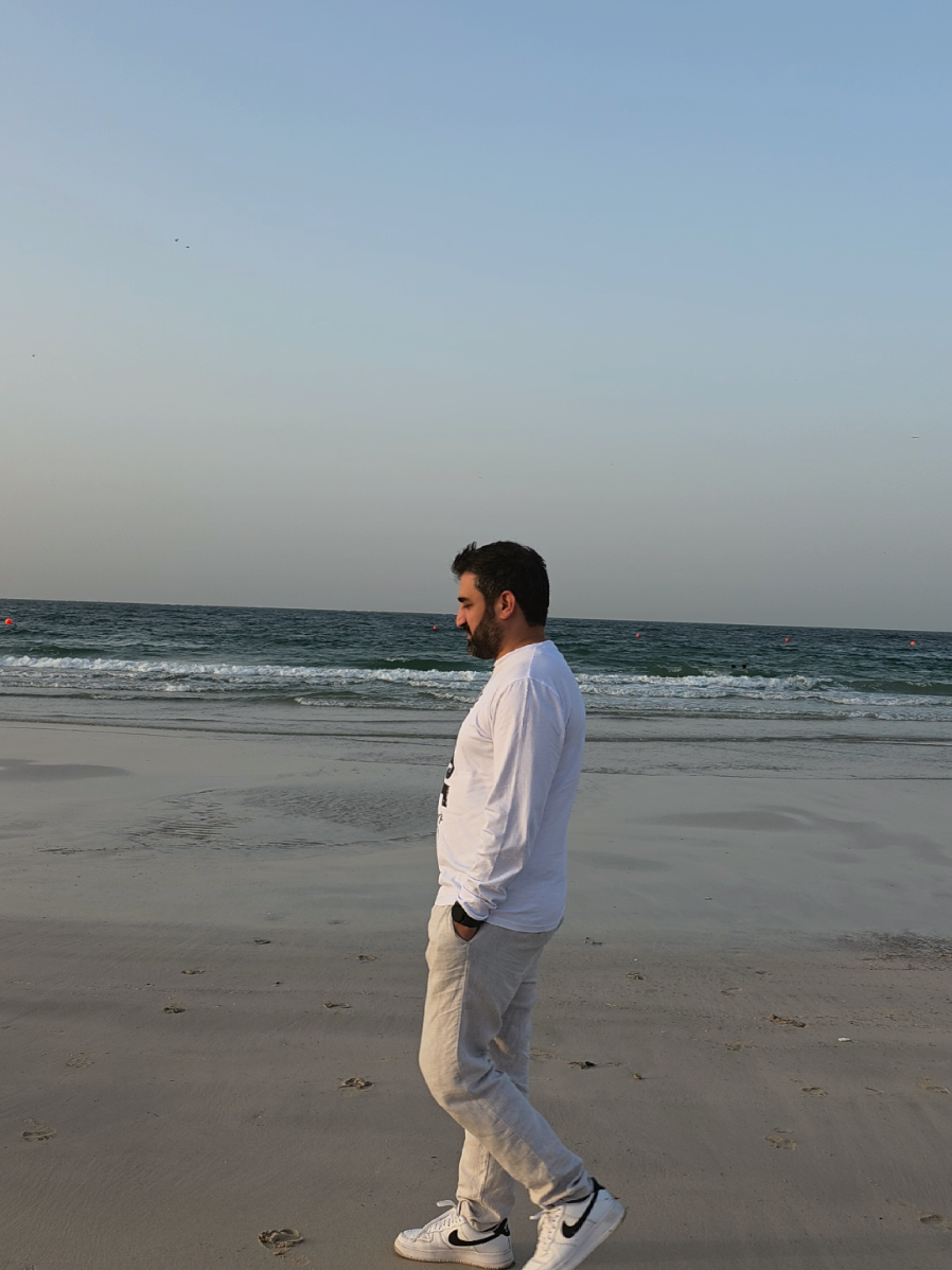 @Qᴀɪꜱ ꜱʜɪɴᴡᴀʀɪ 🕊️