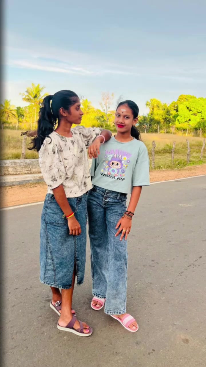 @🦋ᵐⁱˢˢ զմεεη🖤👸