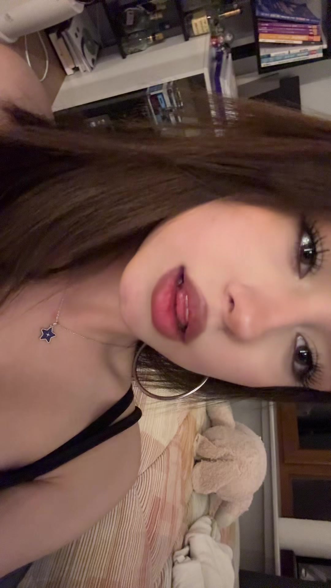 @elosyani