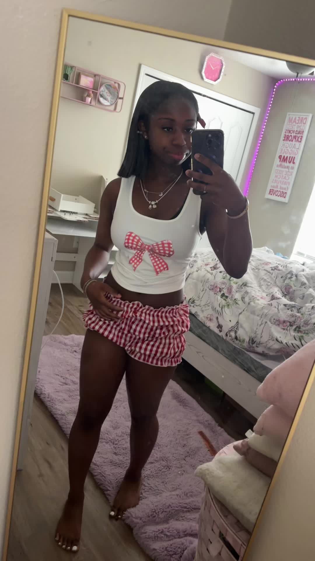 @bouncybootybob