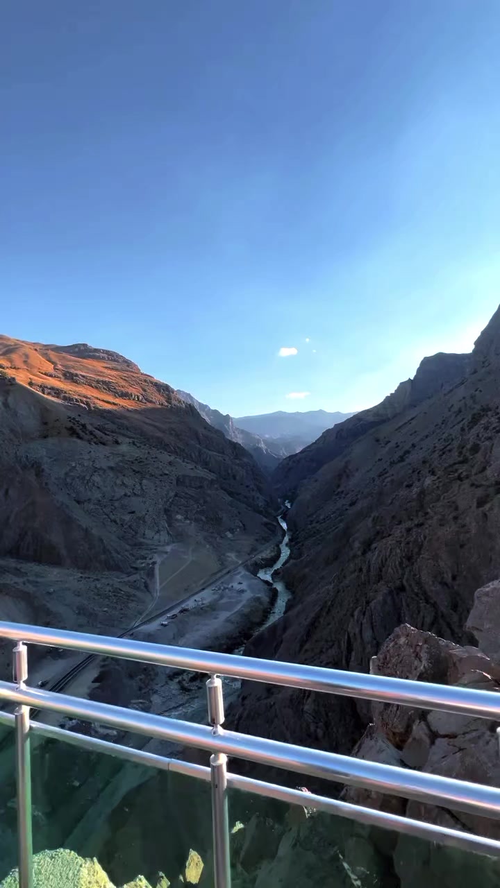 @ᎬmᏒᎪhbᎬᎽ30