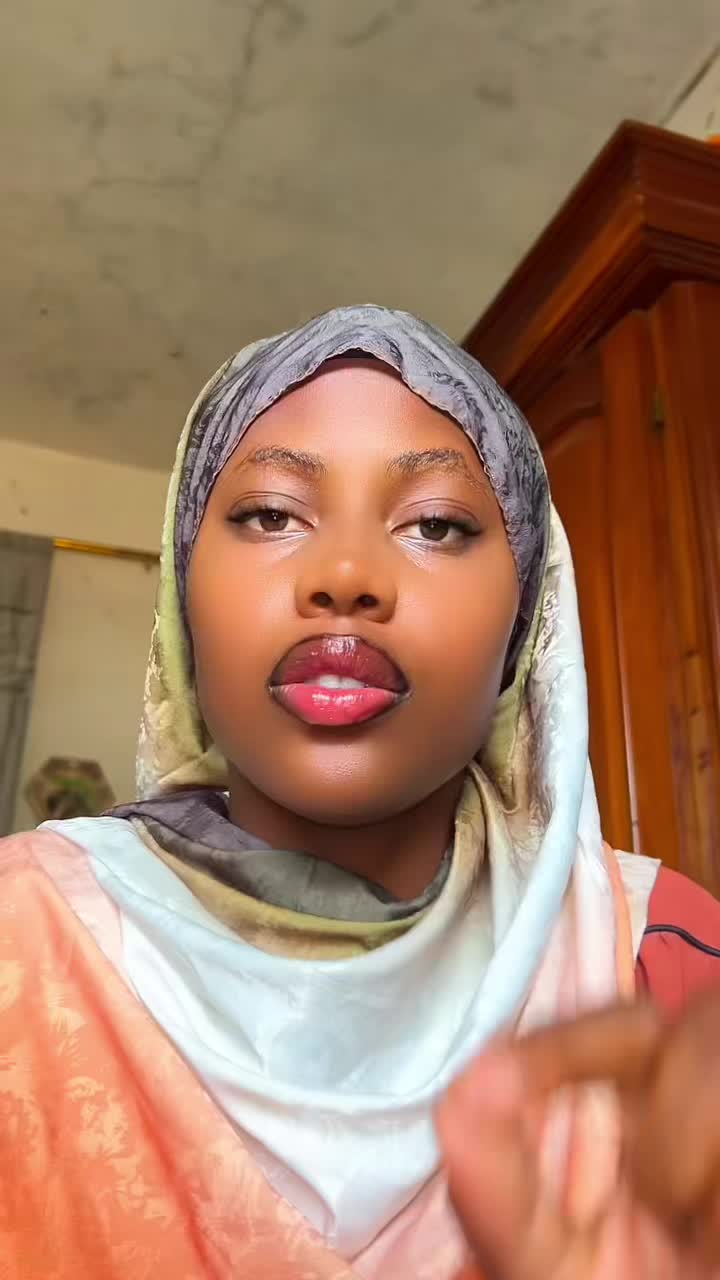 @Fille curieuse 🧐