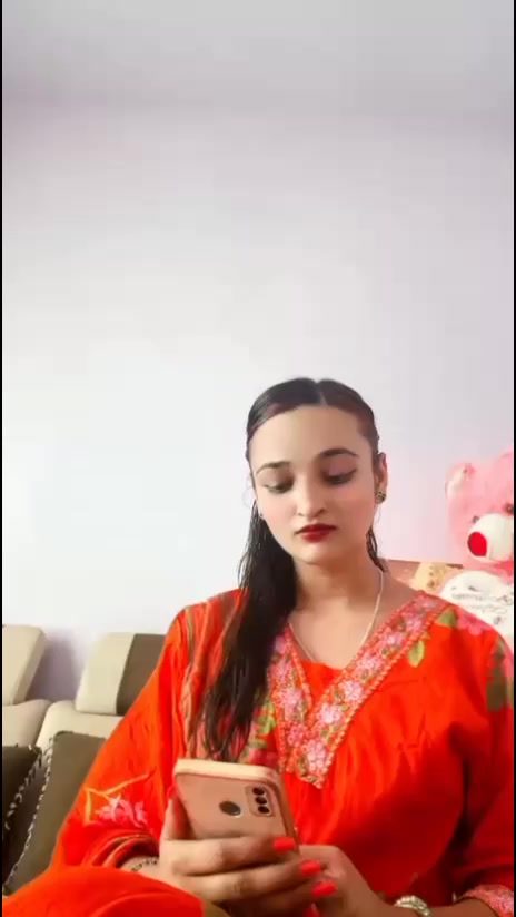 @M👻