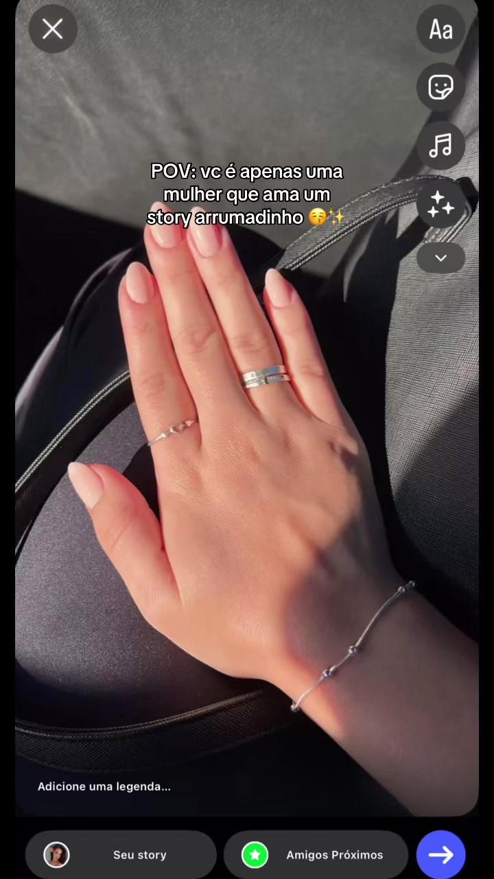 @Lara