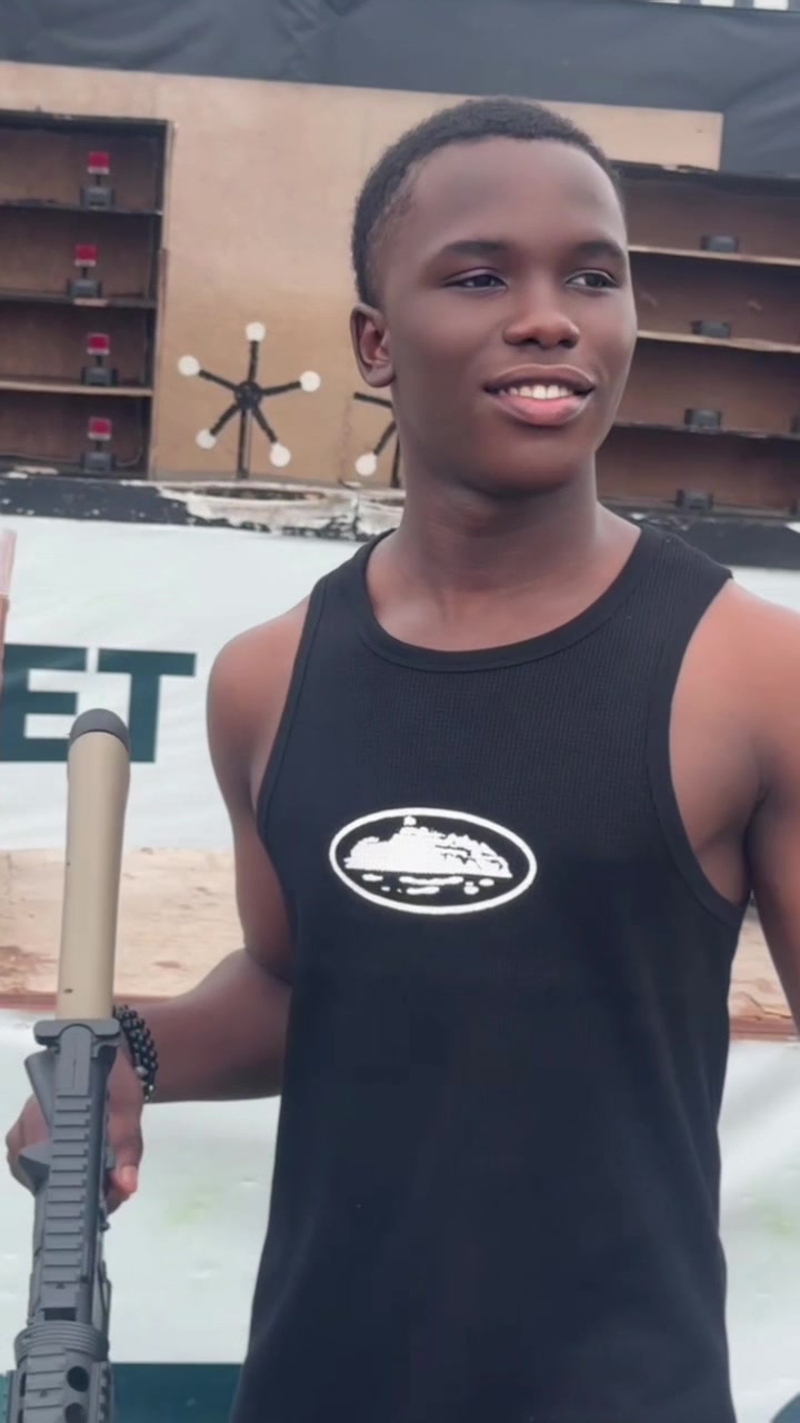 @VICTOR🇺🇸🏖️